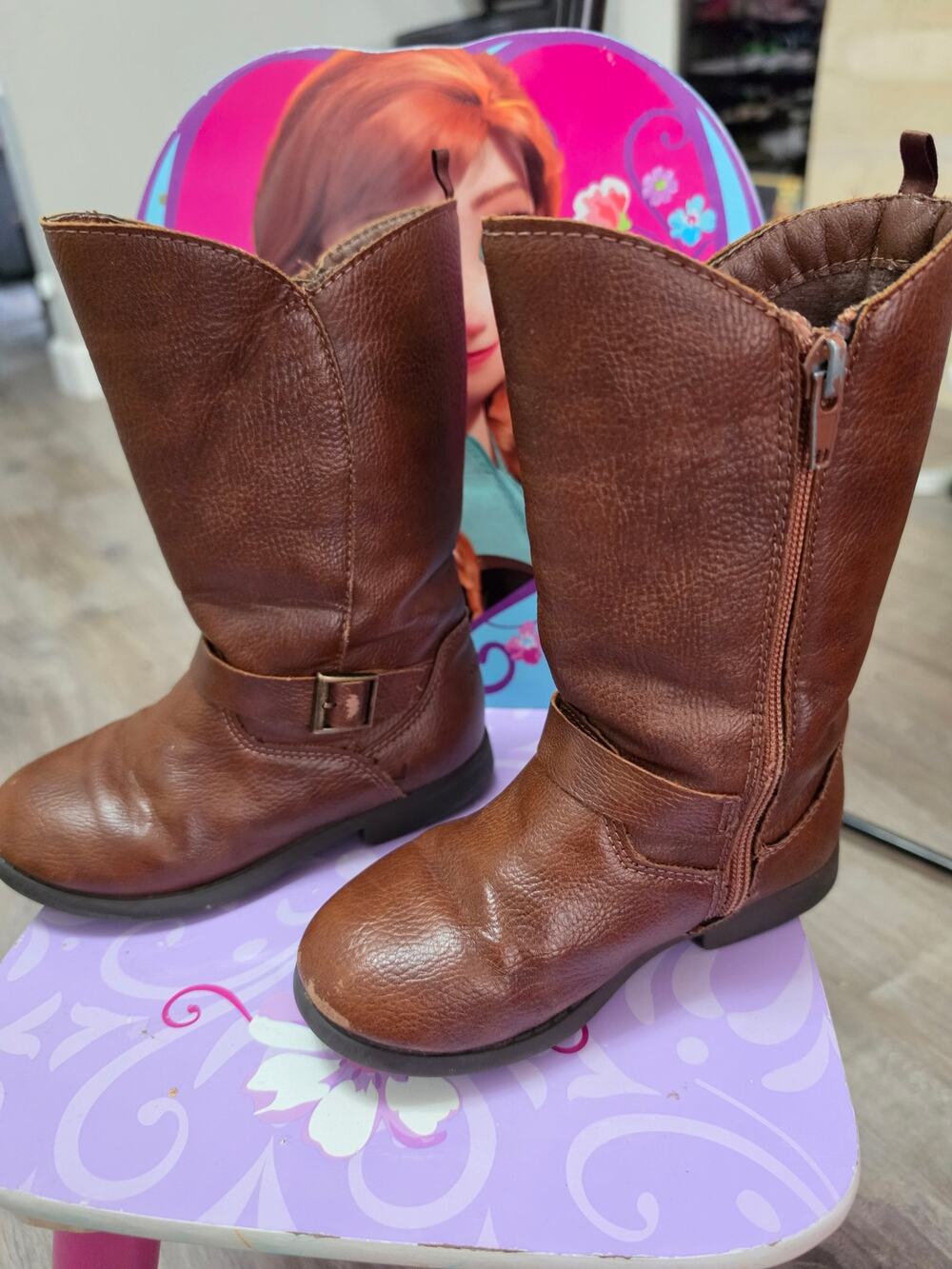 Oshkosh Bgosh toddler boots size 10m